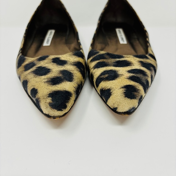 MANOLO BLAHNIK Leopard Pointed Flats - Picture 2 of 8